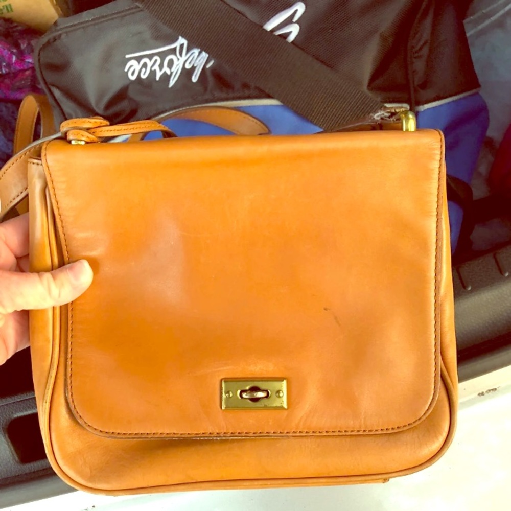 Fossil crossbag